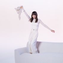 Lily Collins šokirala premršavom figurom