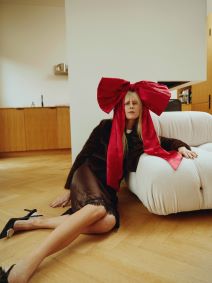 Modni trend svilena haljina