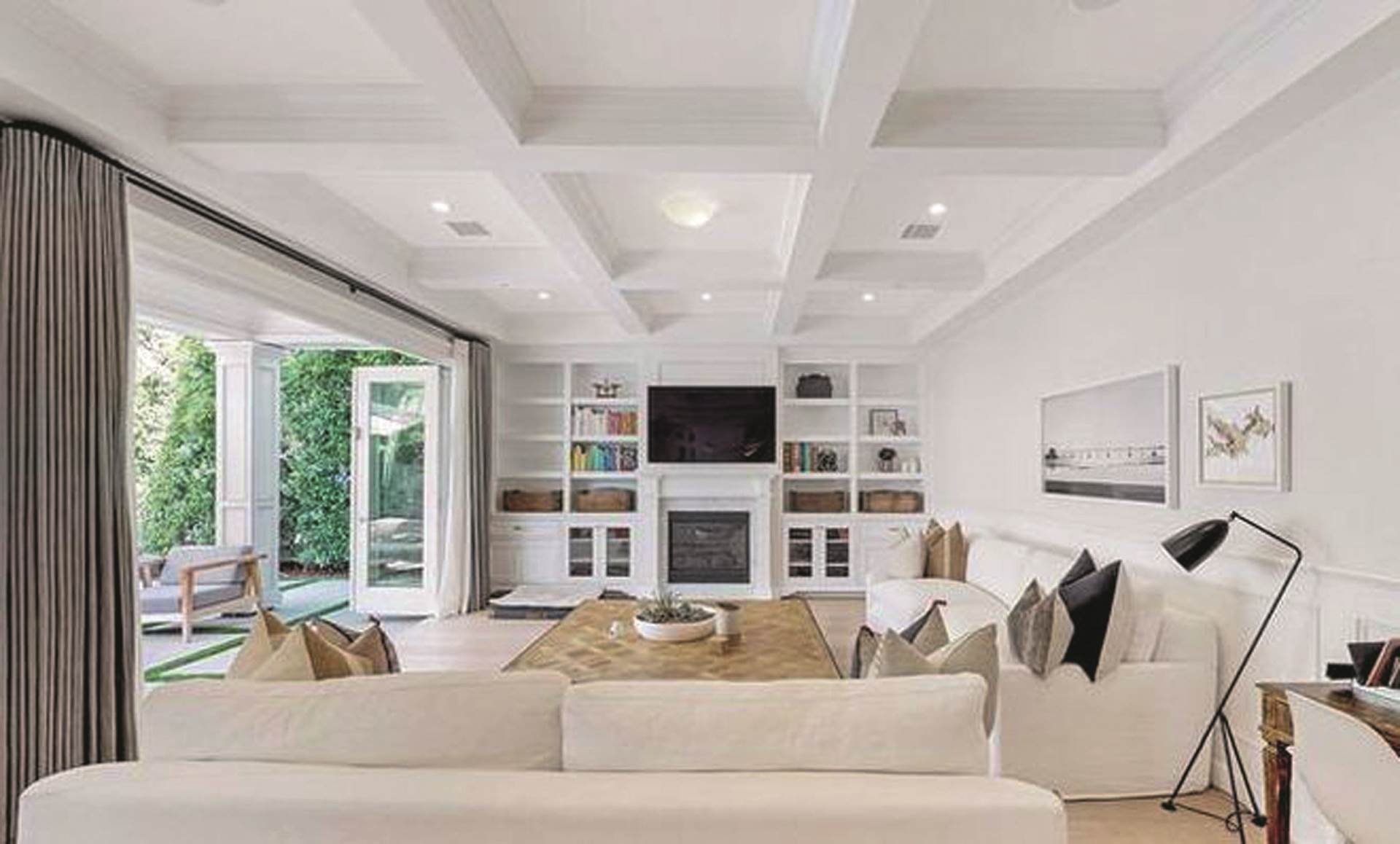 Prošećite luksuznom vilom omiljene holivudske slatkice