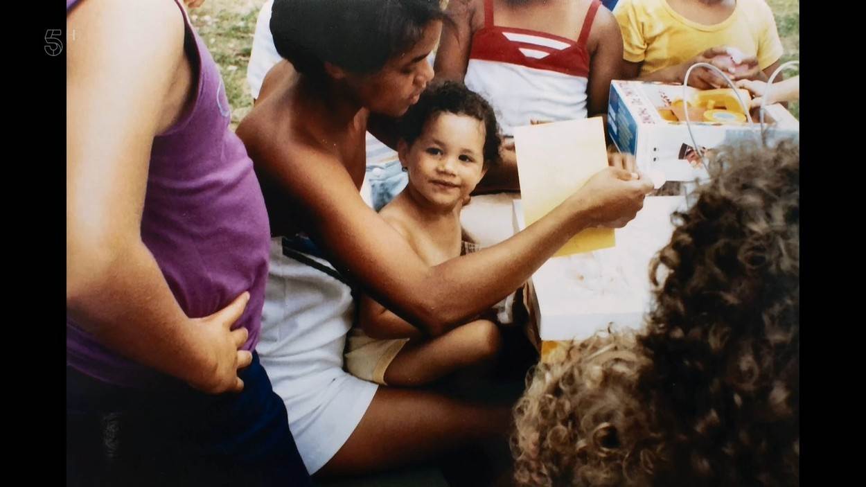 Procurile fotografije s maturalne večeri Meghan Markle