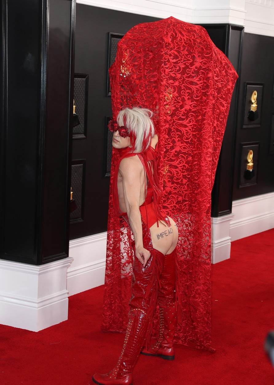 Najbizarnija modna izdanja sa 62. dodjele nagrada Grammy