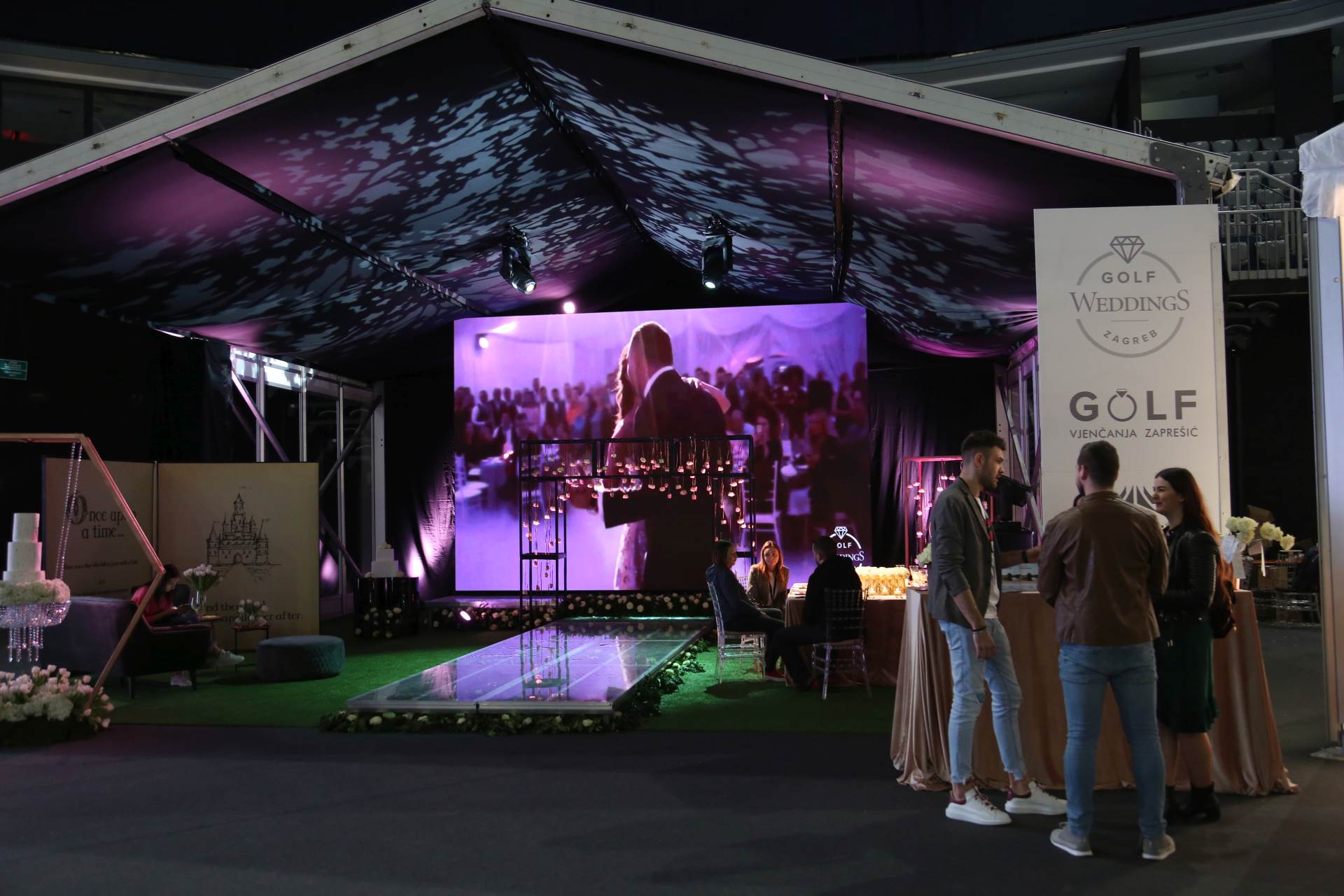 Sajam vjenčanja s preko 7000 posjetitelja potvrdio da su vjenčanja još 'in'