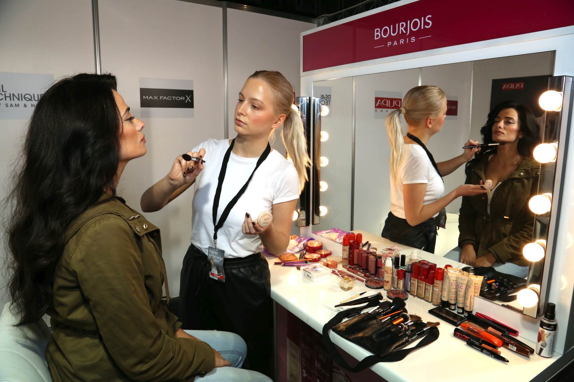 Sajam vjenčanja s preko 7000 posjetitelja potvrdio da su vjenčanja još 'in'