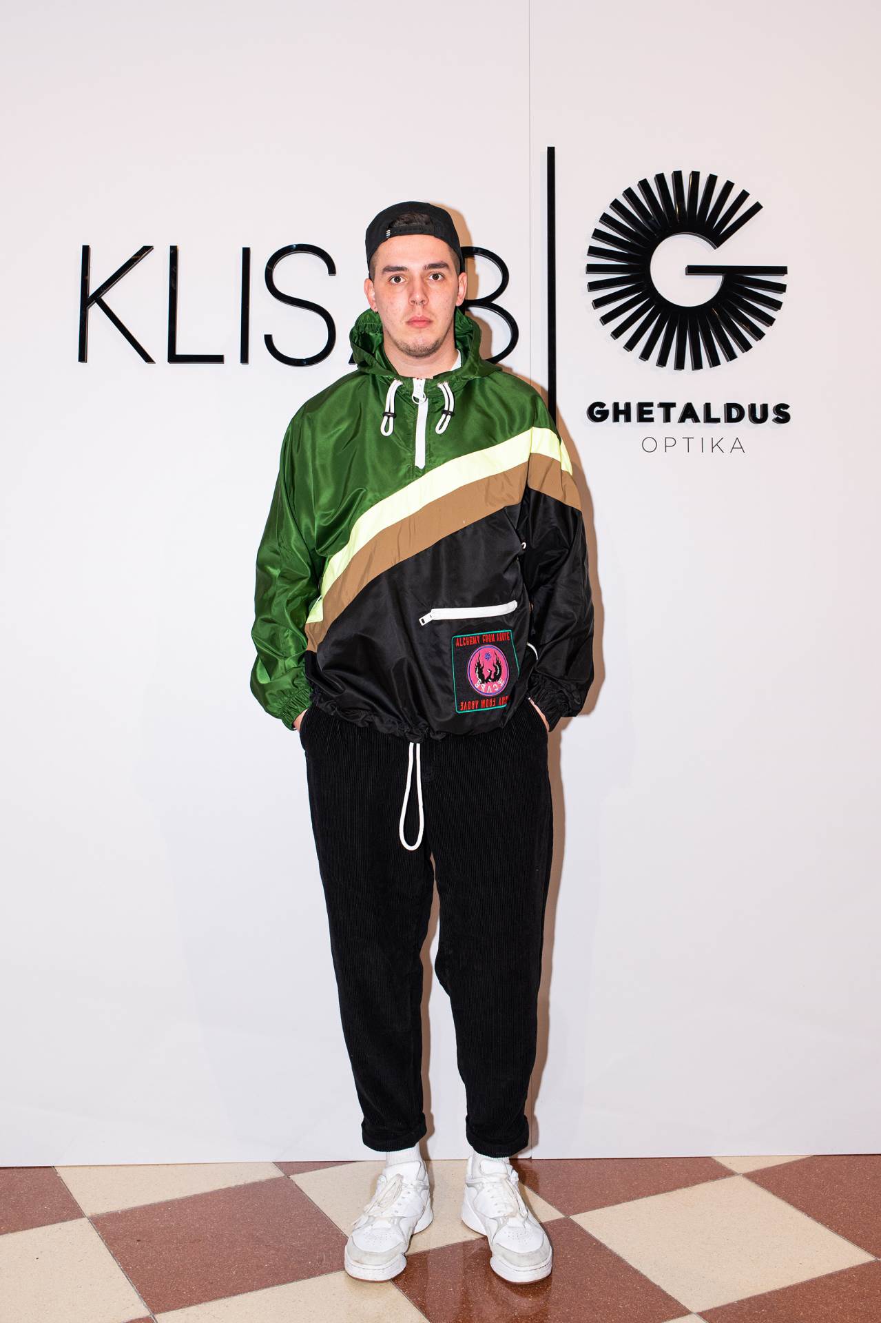 Brojne poznate razoružala nova kolekcija omiljenog modnog dodatka