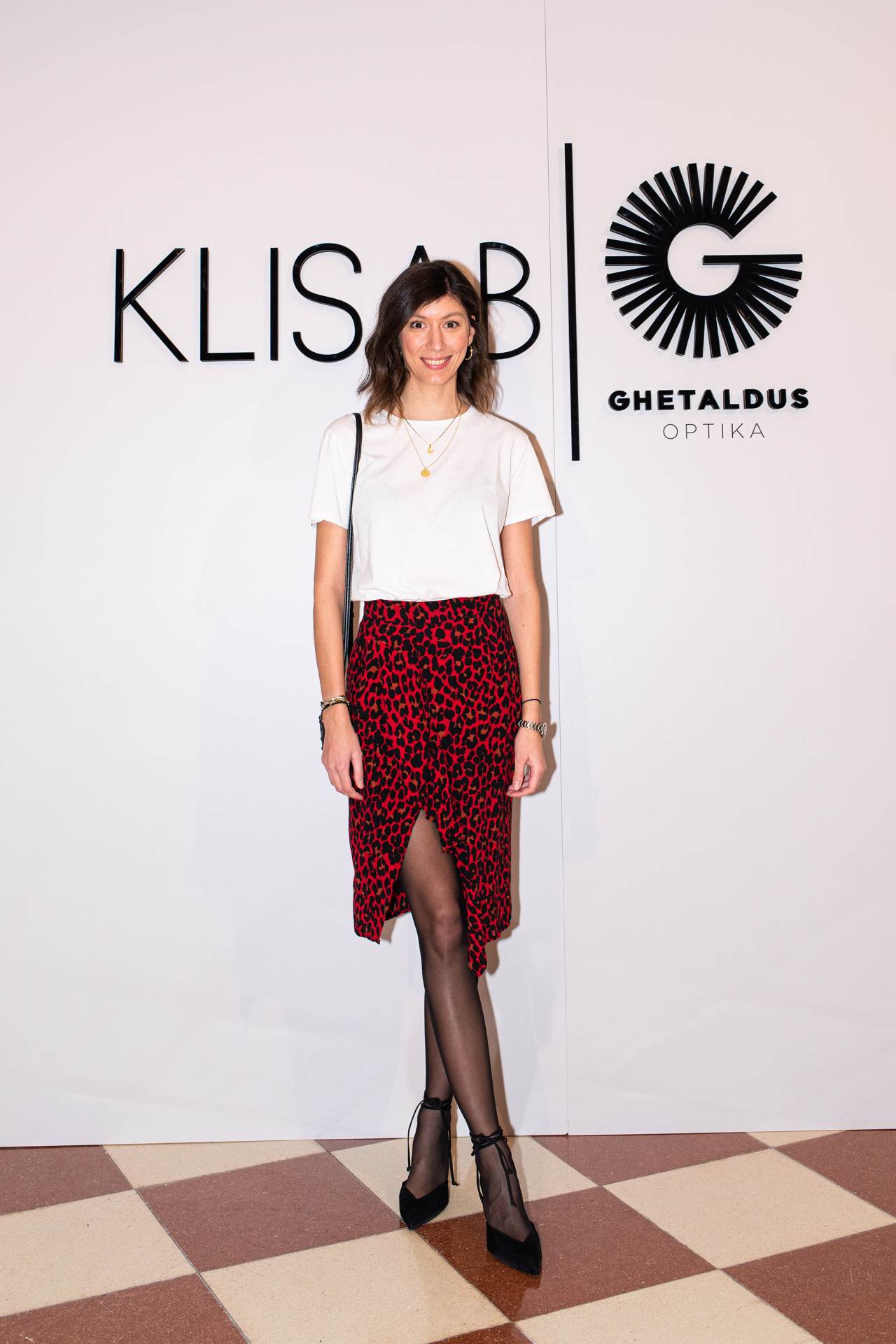 Brojne poznate razoružala nova kolekcija omiljenog modnog dodatka