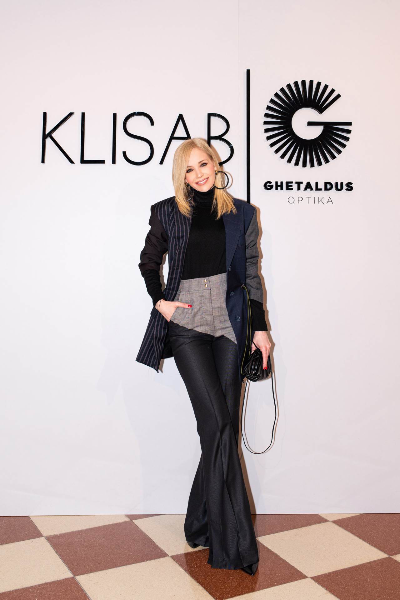 Brojne poznate razoružala nova kolekcija omiljenog modnog dodatka