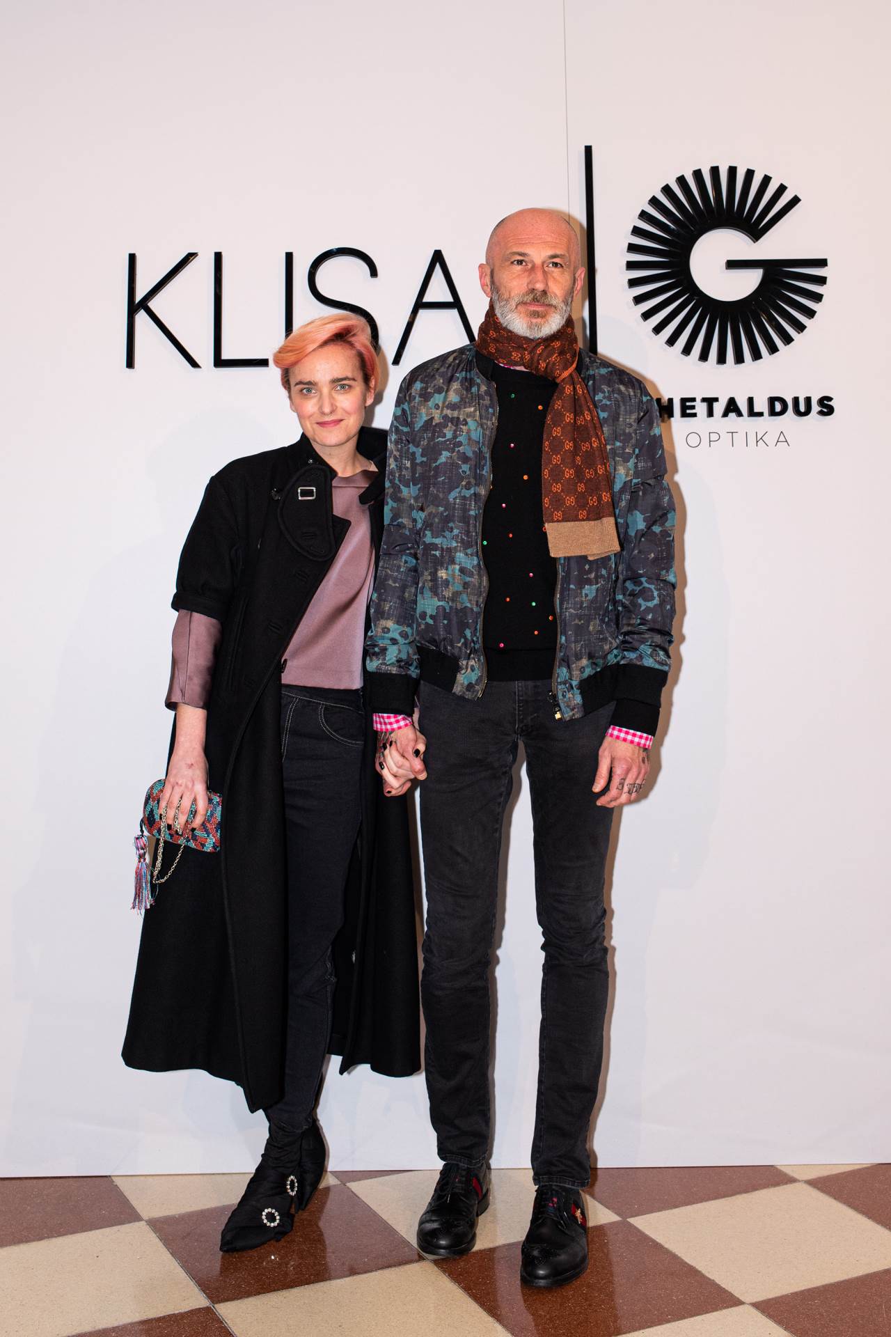 Brojne poznate razoružala nova kolekcija omiljenog modnog dodatka