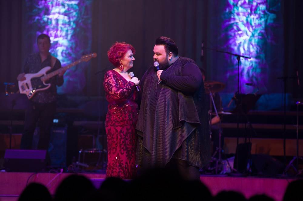 Zorica Kondža proslavila 35 godina karijere u prepunom Lisinskom!