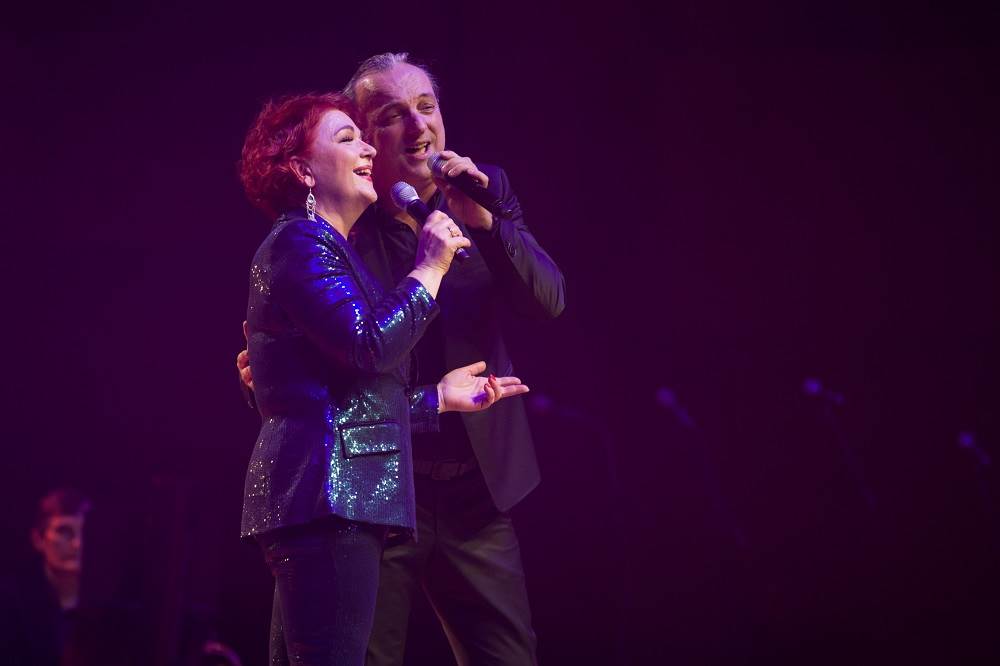 Zorica Kondža proslavila 35 godina karijere u prepunom Lisinskom!