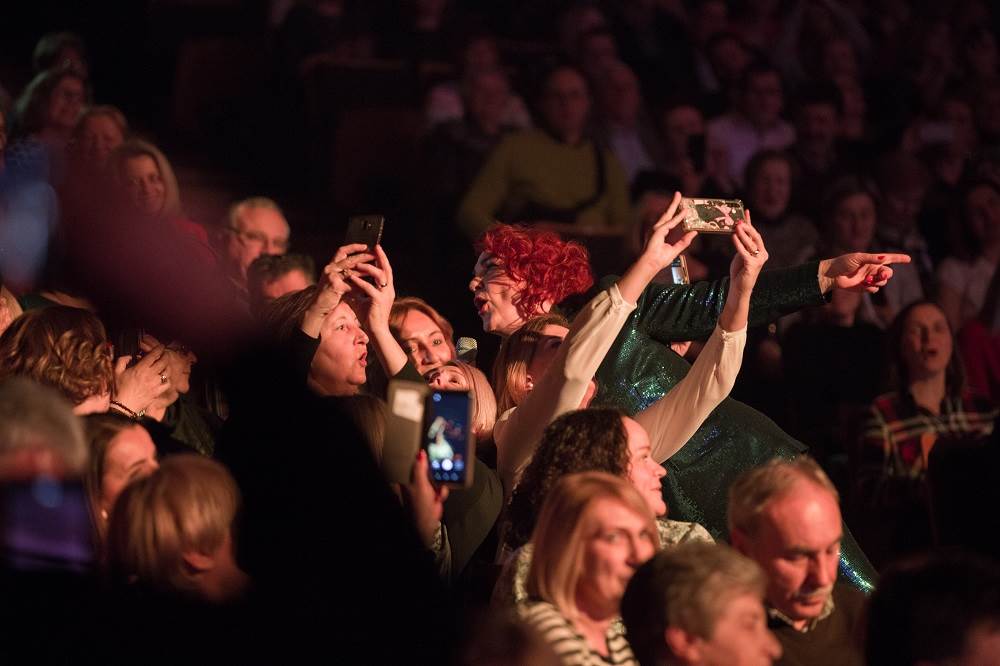 Zorica Kondža proslavila 35 godina karijere u prepunom Lisinskom!