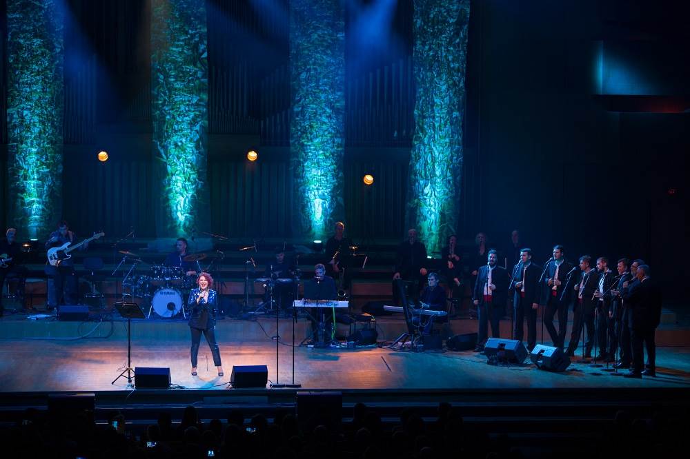 Zorica Kondža proslavila 35 godina karijere u prepunom Lisinskom!