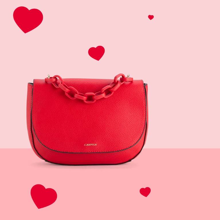 Carpisa poziva na zagrljaj kao najsnažniju formu ljubavi