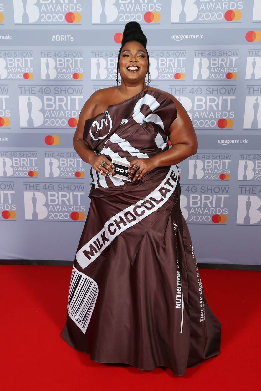 Lizzo prije gubitka kila težila kao beba slon