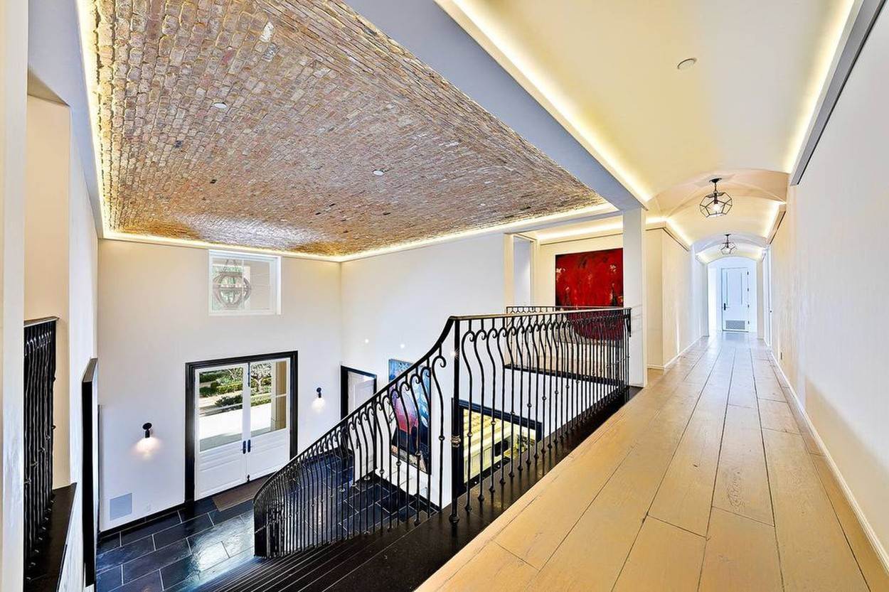 Harry i Meghan kupuju novu skupocjenu vilu, pogledajte kako izgleda