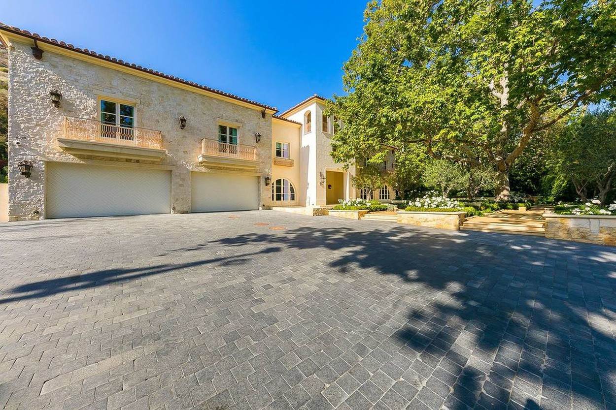 Harry i Meghan kupuju novu skupocjenu vilu, pogledajte kako izgleda