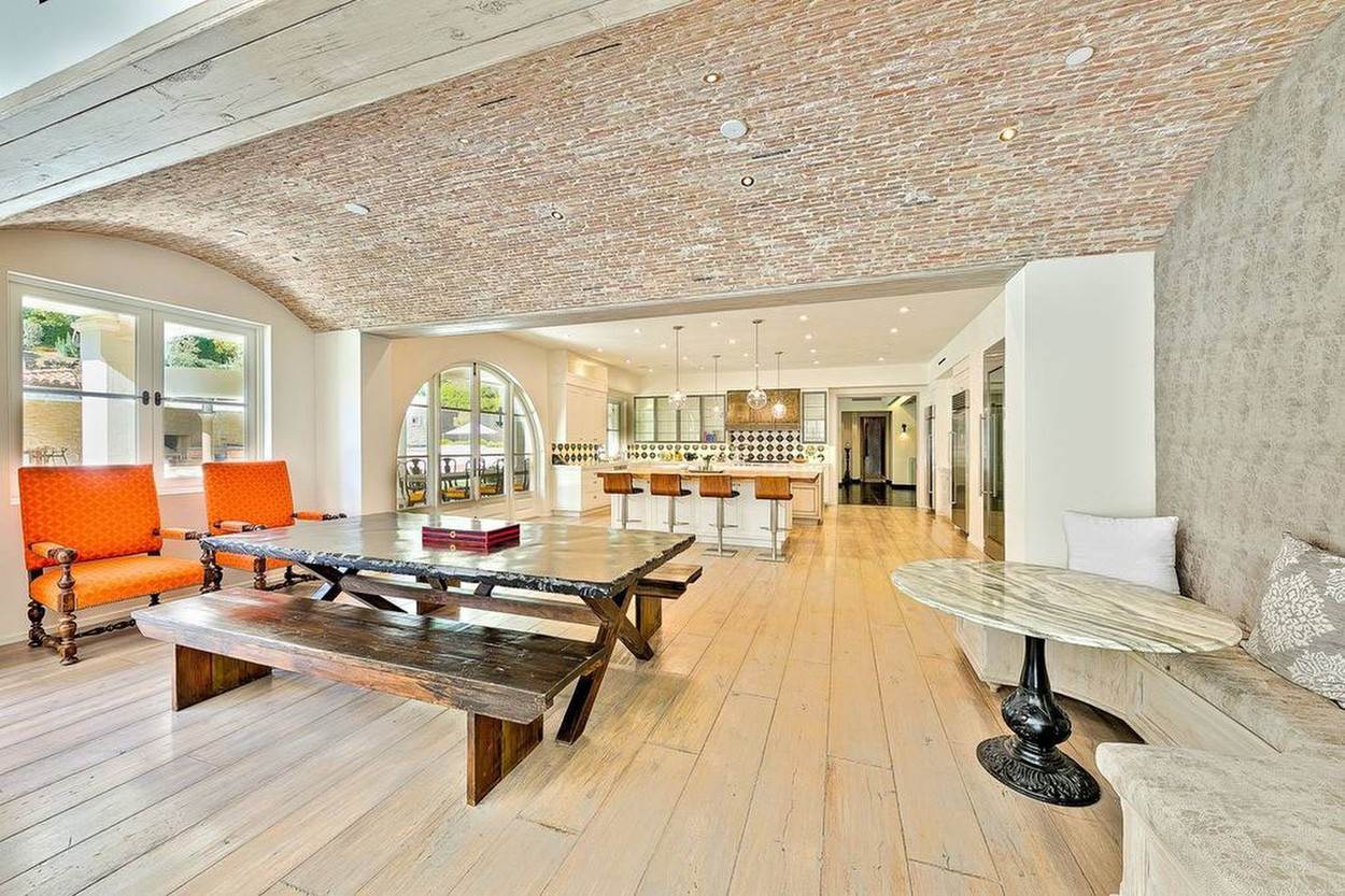 Harry i Meghan kupuju novu skupocjenu vilu, pogledajte kako izgleda