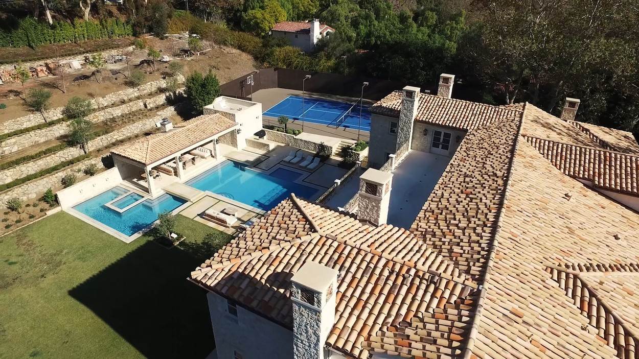 Harry i Meghan kupuju novu skupocjenu vilu, pogledajte kako izgleda