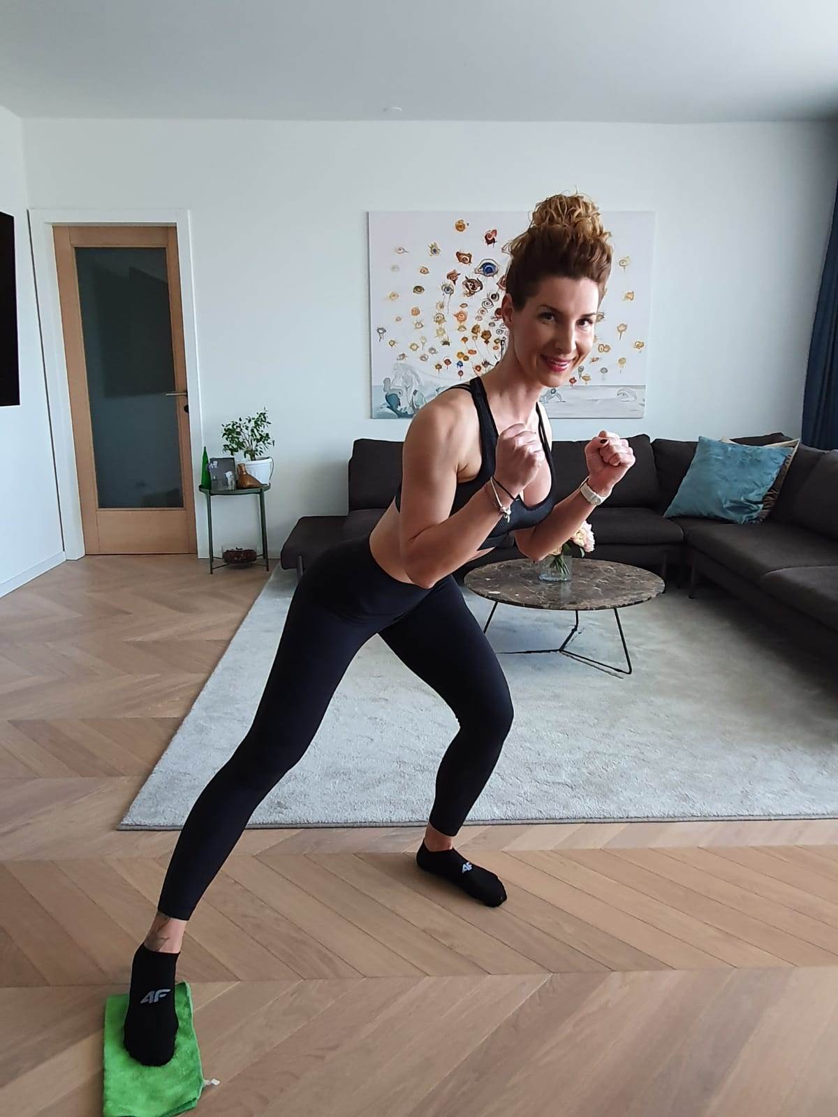 Maja Ćustić na ljetovanju pokazala fit liniju