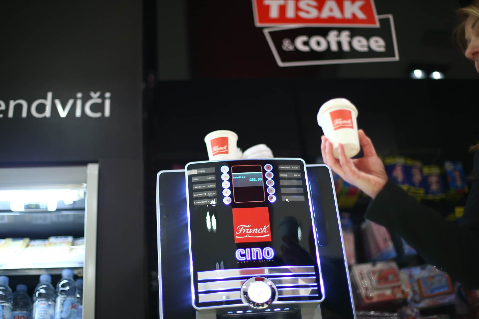 Uživajte i dalje u šalici omiljene Franck kave za van