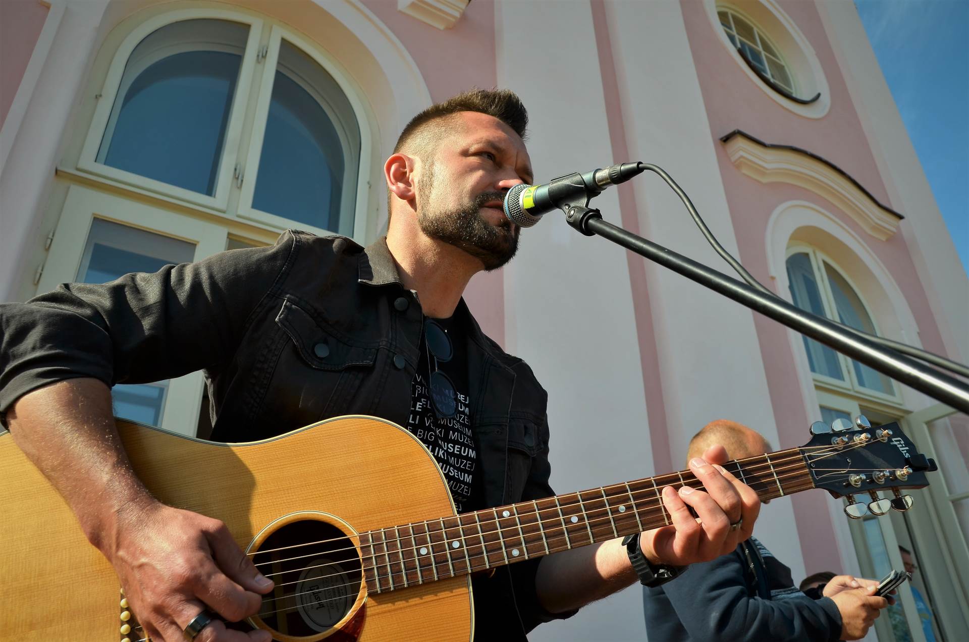 PRVI NASTUP NAKON PANDEMIJE Grupa Vatra iznenadila Viroviticu