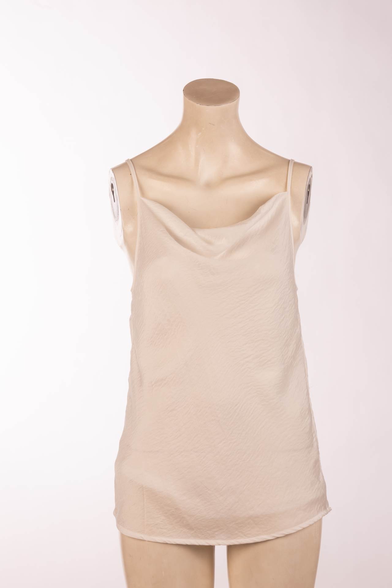 Šoping za žene u outletu uz Storyjeve kupone