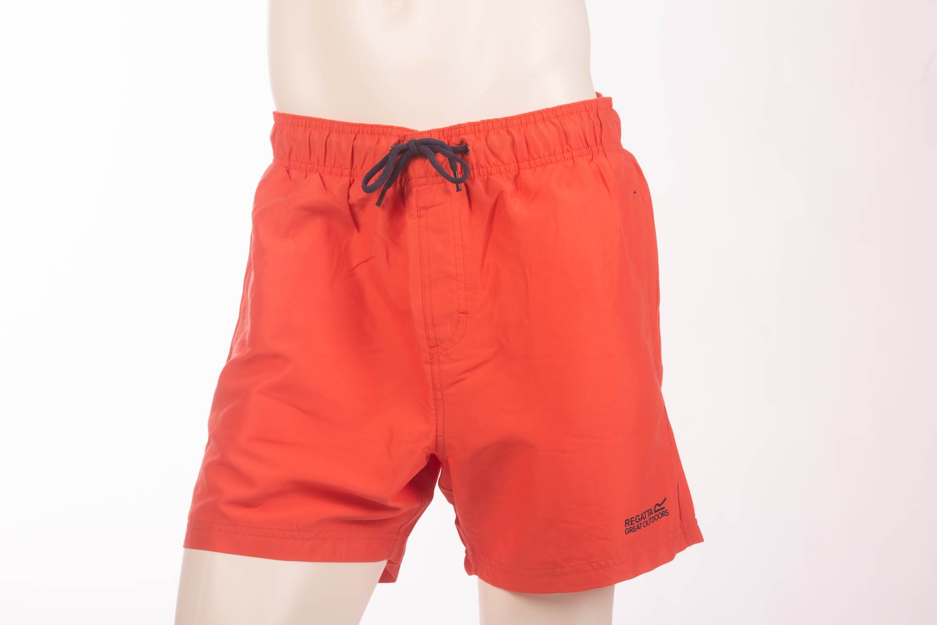 Šoping za muškarce u outletu uz Storyjeve kupone