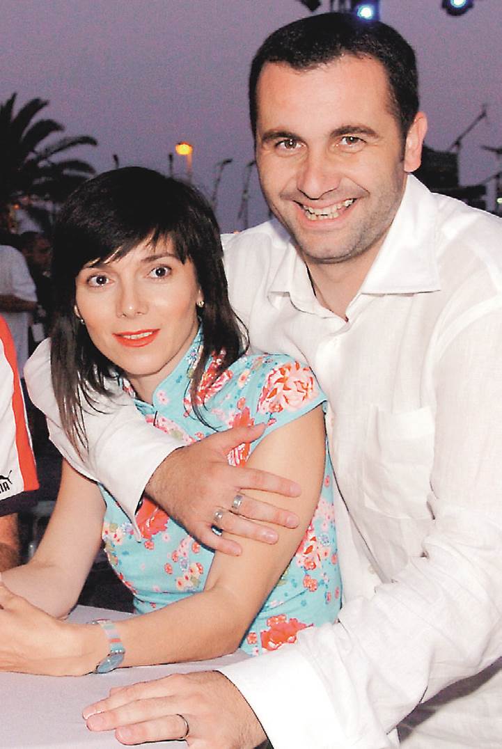 PARTY VREMEPLOV Večeras je naša fešta kakva se ne pamti