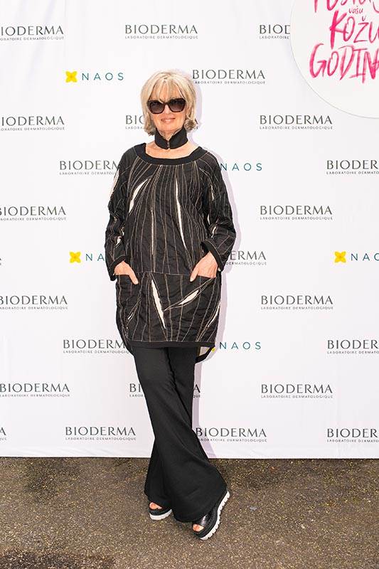 Nataša Janjić Medančić trendi je trudnica u Zarinoj haljini od 230 kuna