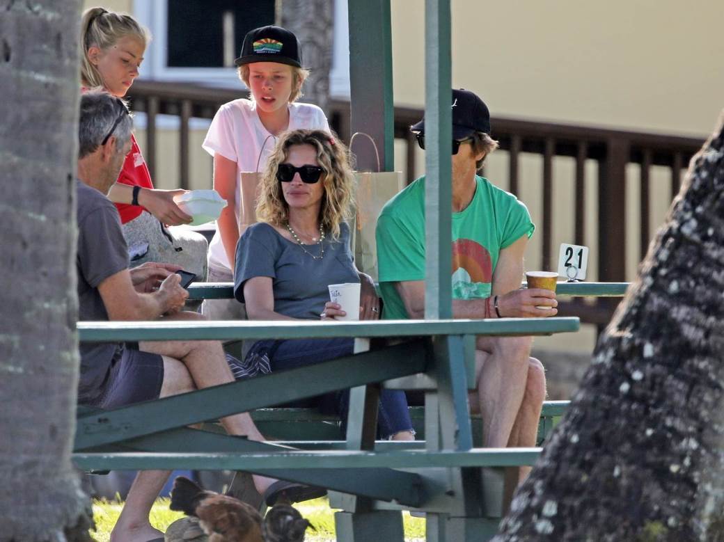 Julia Roberts čestitala 21. rođendan blizancima uz rijetku fotografiju