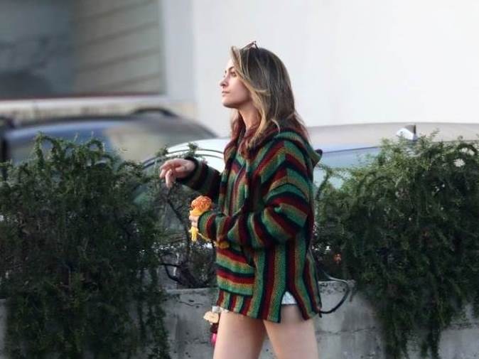 Kći Michaela Jacksona privukla poglede u prozirnoj haljini