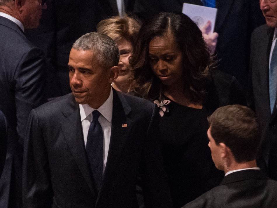 Barack Obama 'lupio' po stražnjici suprugu Michelle