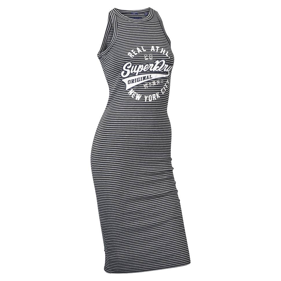 Last minute shopping prije odlaska na plažu