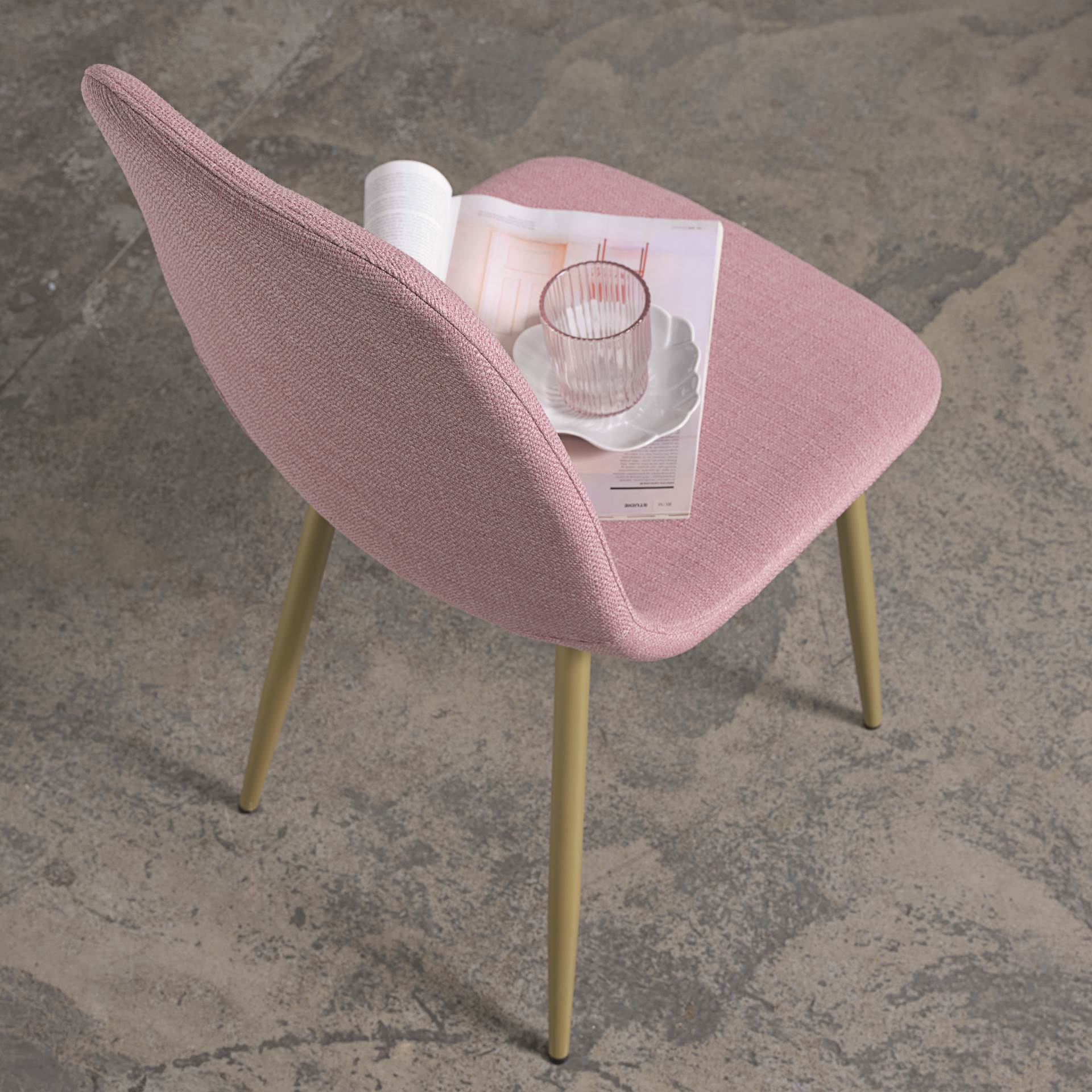 Ženstvena jesen u ružičastom tonu