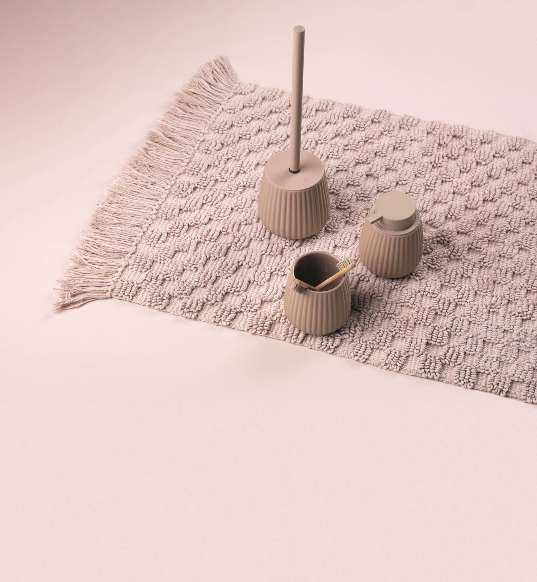 Ženstvena jesen u ružičastom tonu