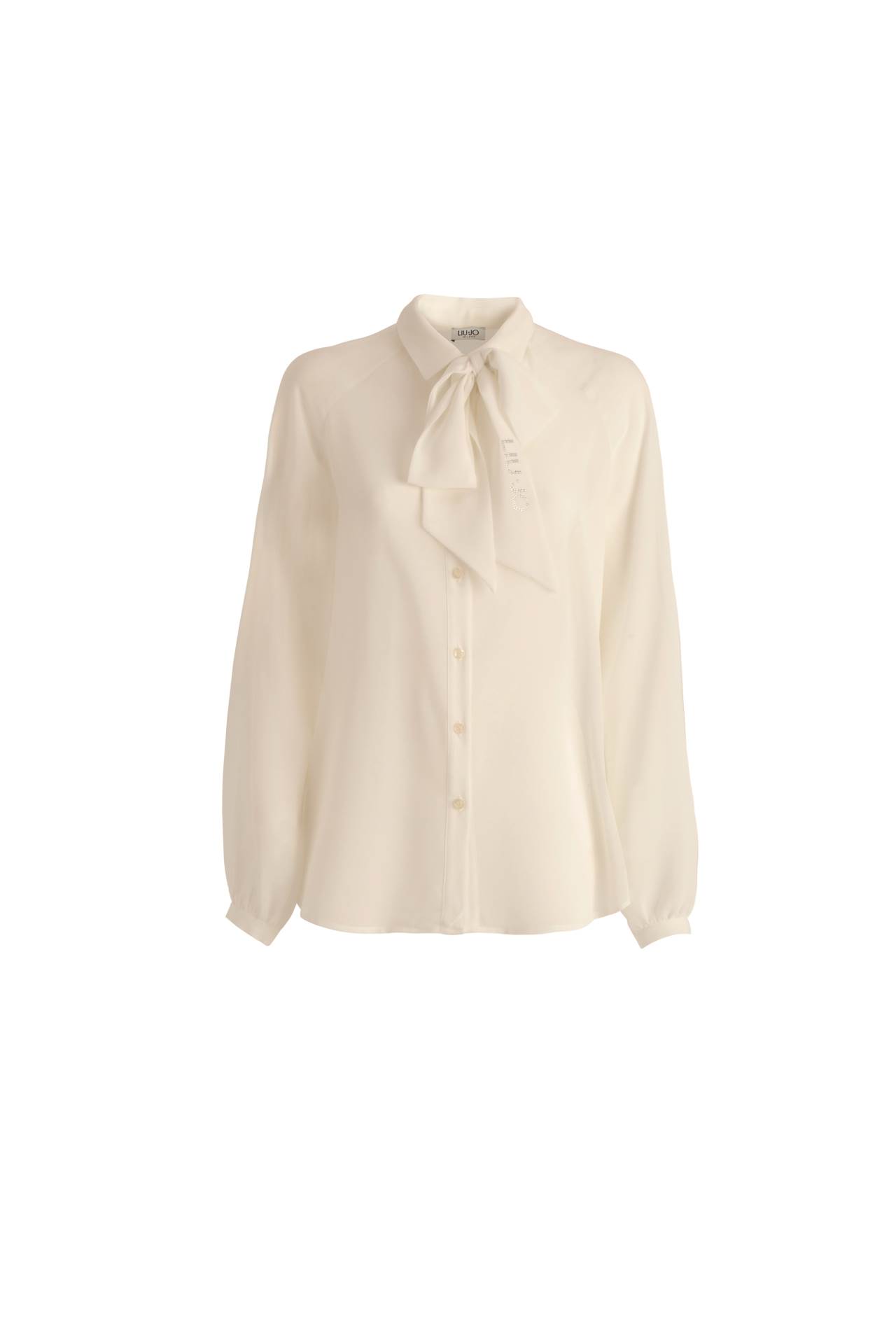 Bijele kombinacije - nepogrešivi odabir za ovu jesen