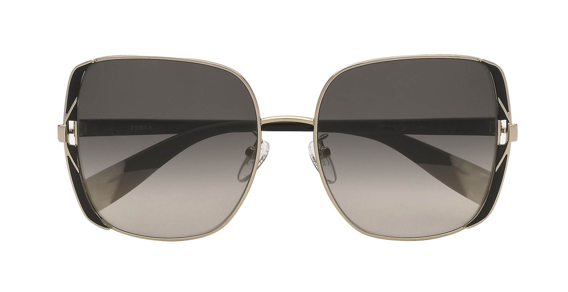 Želite izgledati moćno? Odjenite crnu!