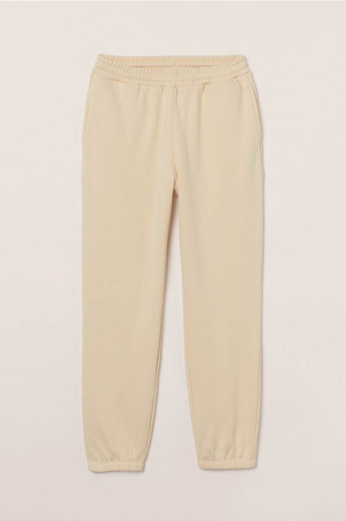 Latino diva zna kako nositi dugine boje