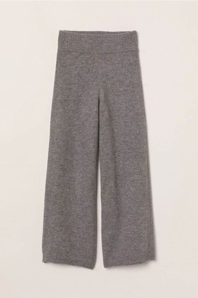 Latino diva zna kako nositi dugine boje