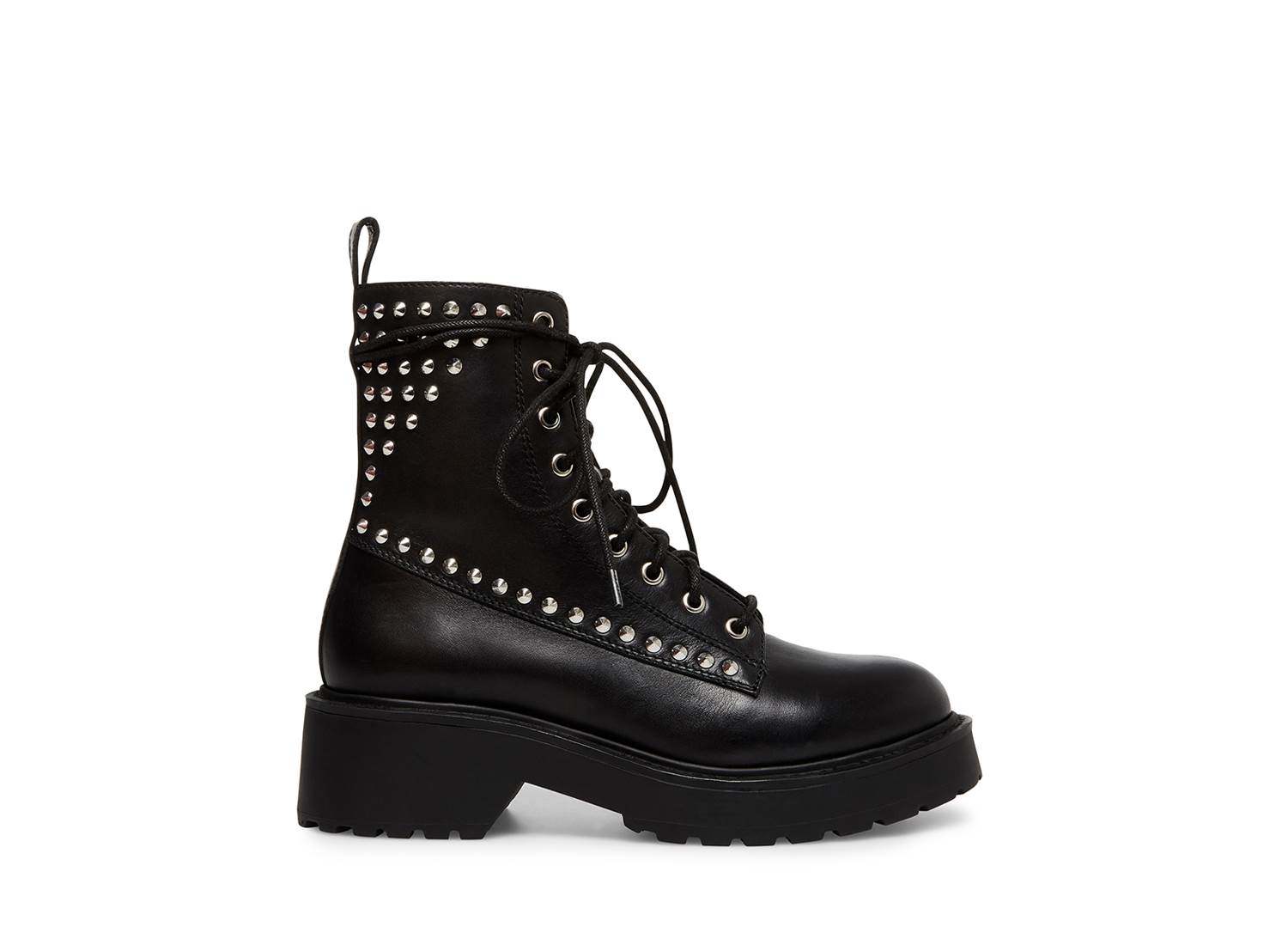 MUST HAVE čizme ove jeseni obožava i Viktorija Rađa