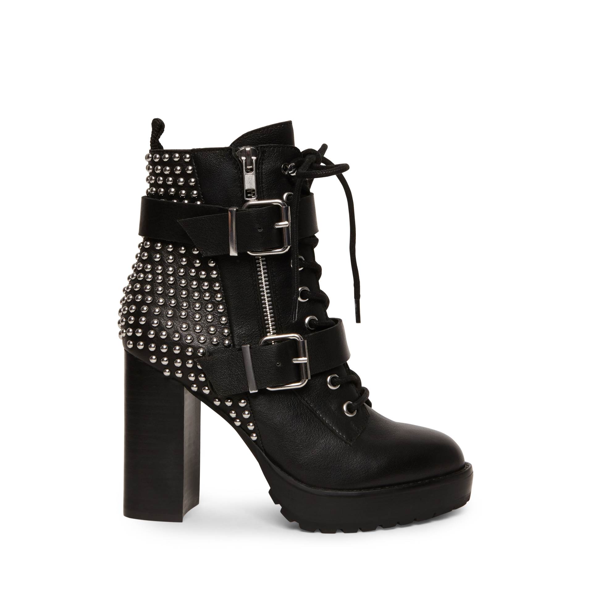 MUST HAVE čizme ove jeseni obožava i Viktorija Rađa