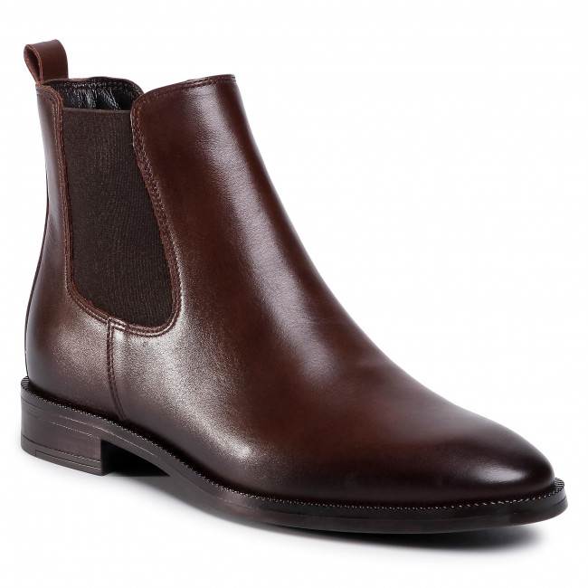 NAJPOŽELJNIJI MODEL Znamo koje ćete čizmice nositi ove jeseni