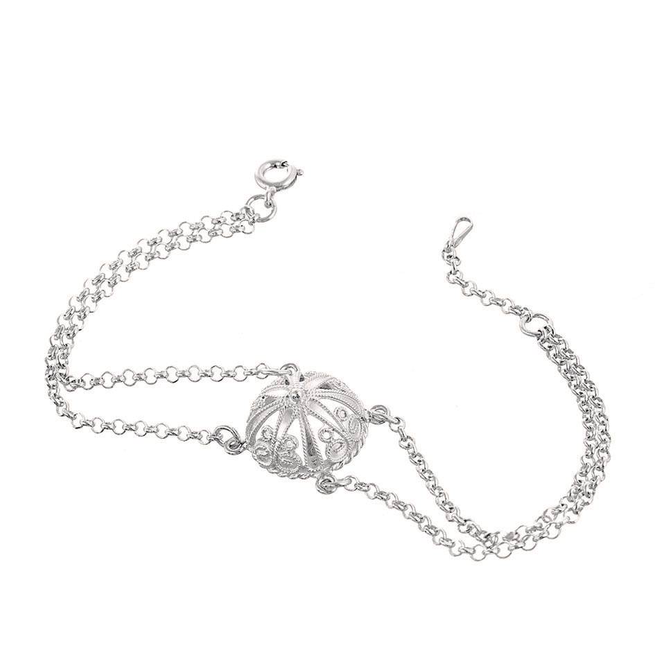 Dramatični crni komadi formula su za besprijekoran stil