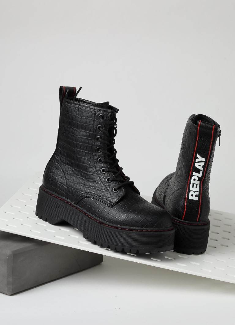 Ključni komadi za hladne zimske dane koje nam donosi brend Replay!