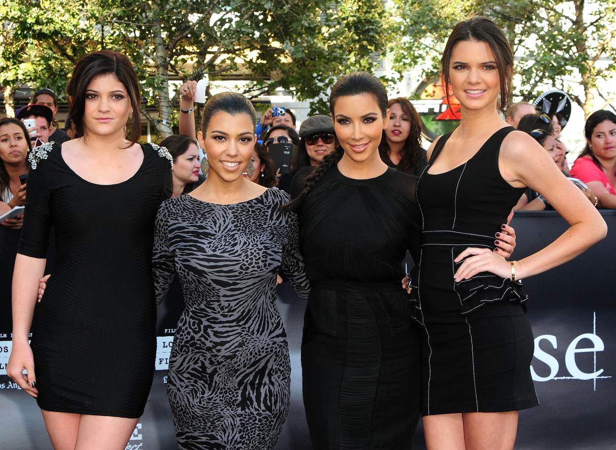 TRANSFORMACIJA KENDALL JENNER Koliko se 'popravila' tijekom godina