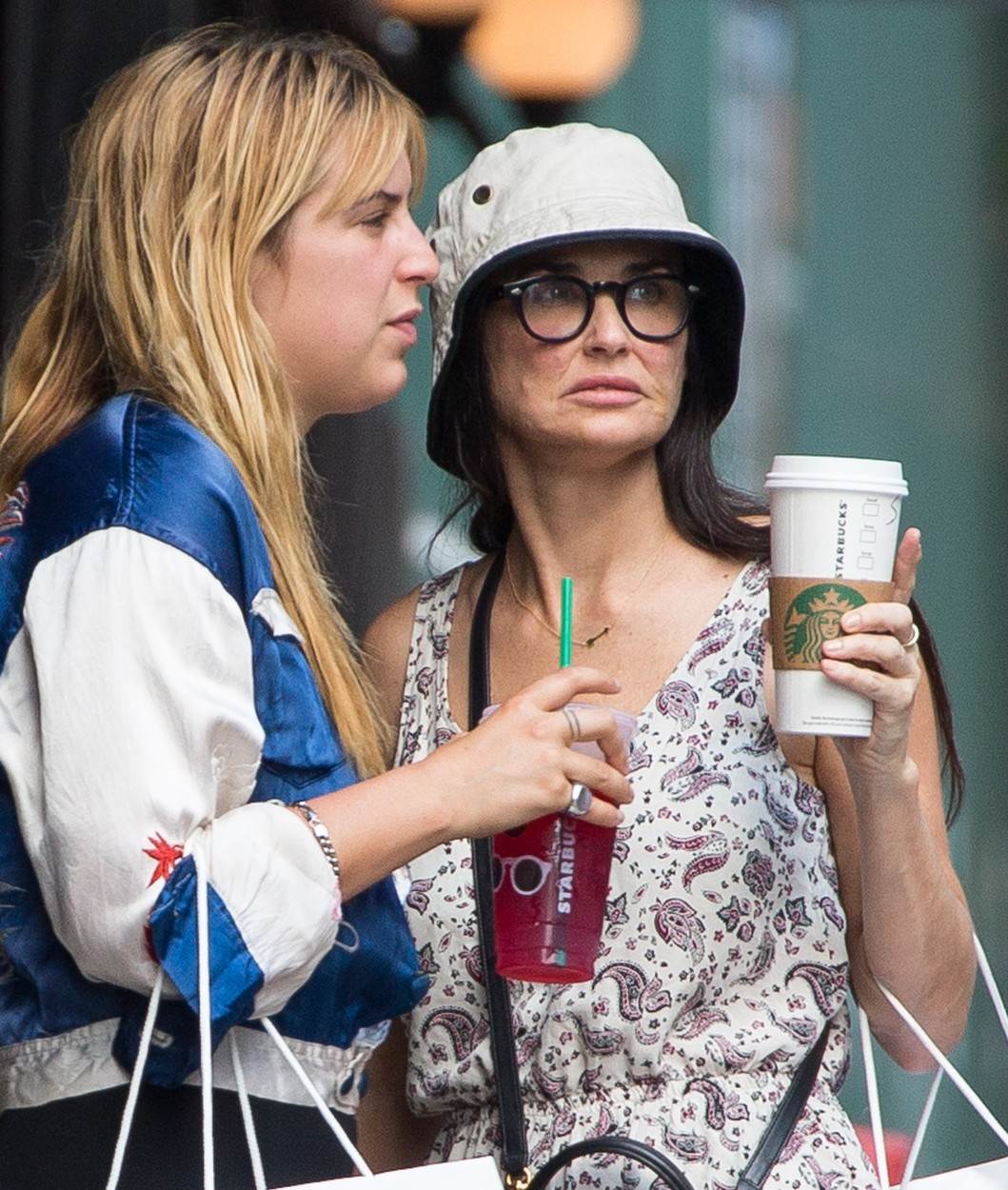 demi moore plastična operacija