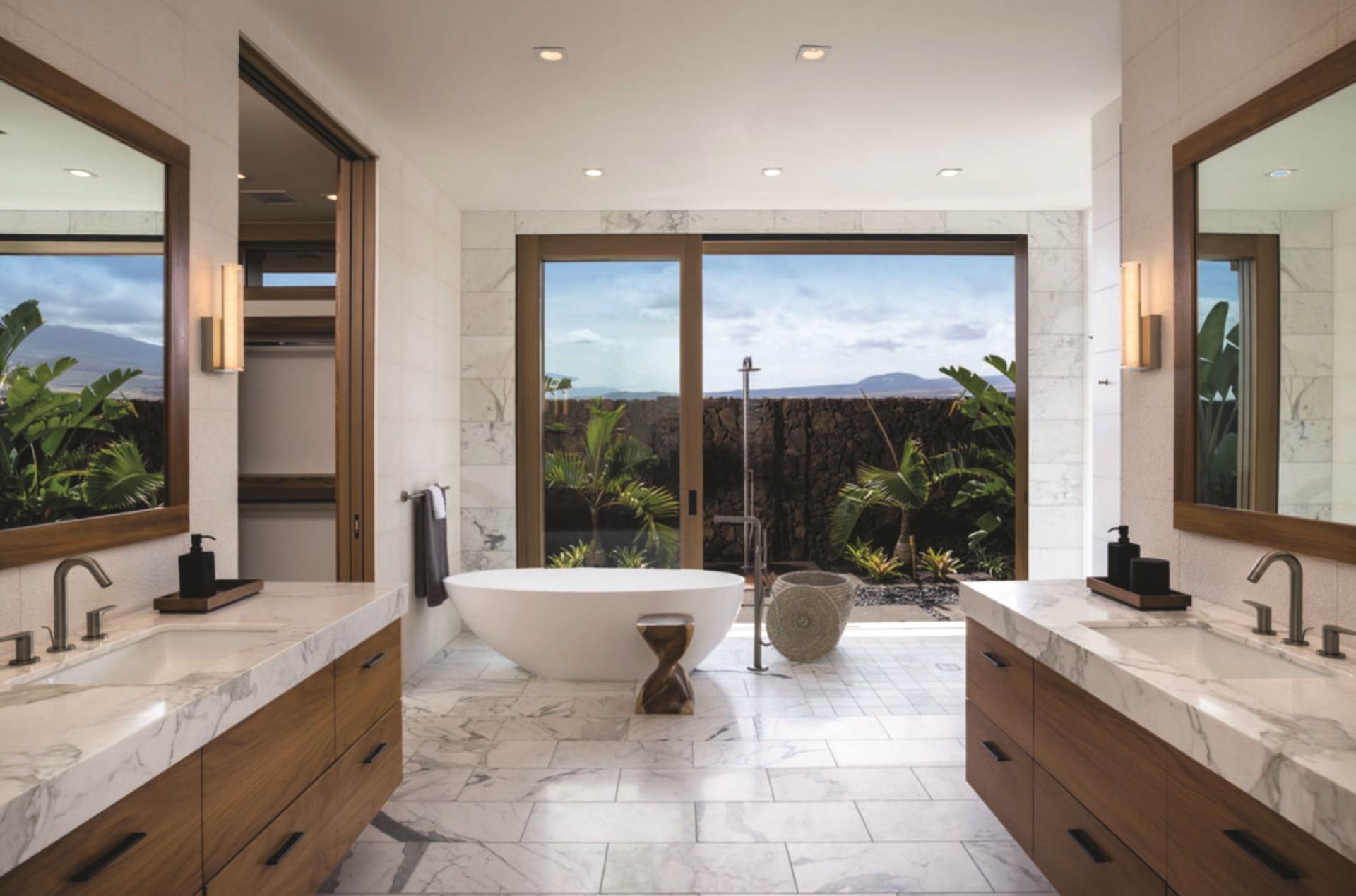 U luksuznu vilu slavnog glumca zavirili smo samo preko slika i ostali 'paf'