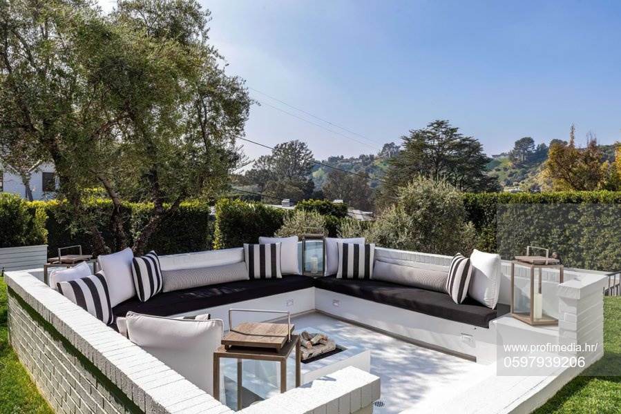 SKUPLJA VILE K'O POKEMONE Rihanna iskeširala skoro 90 milijuna kn za novu