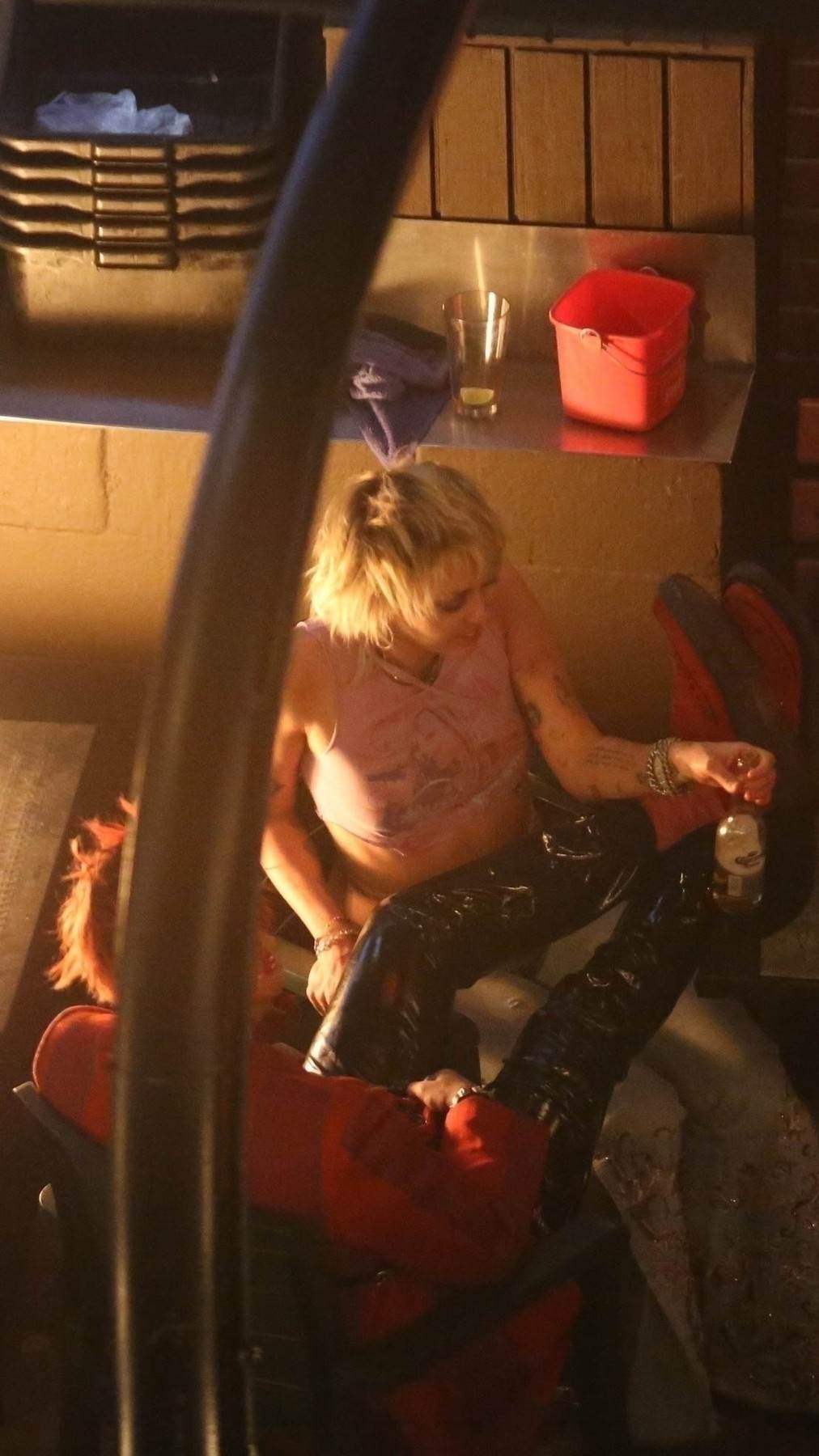 VOLI JE, NE VOLI GA Miley na kraju ipak odabrala muškarca?