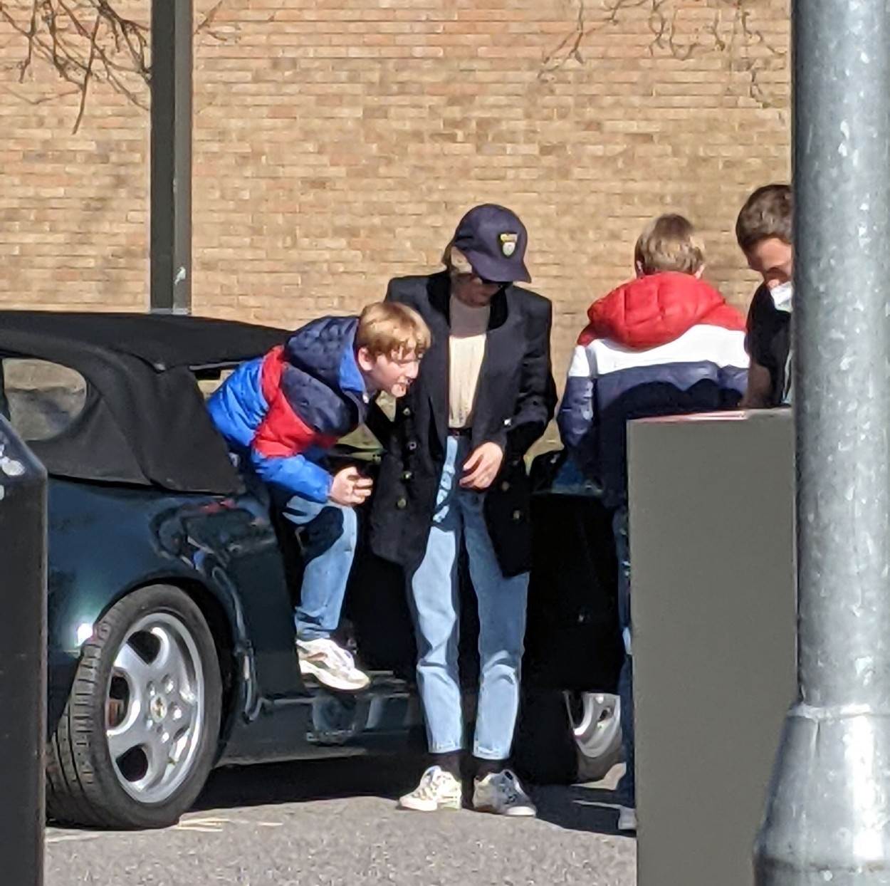 GRUDNJACI SU OUT Aktualna 'princeza Diana' snimljena u šopingu s djevojkom