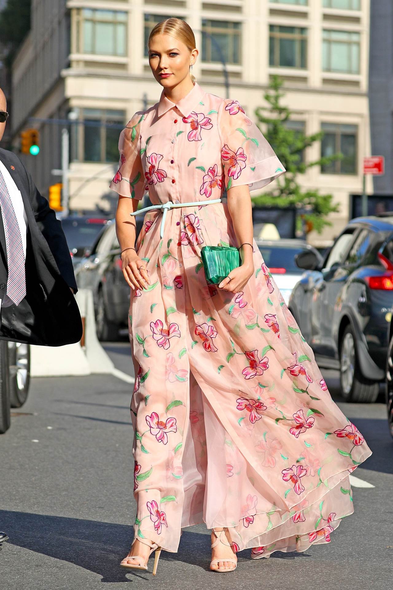 ODOBRILA KRALJICA Žene obožavaju jedan odjevni komad koji im olakšava život